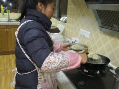 -阿姨来了月嫂服务中心(徐汇店)