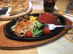 -菲滋意式餐厅(金华银泰城店)