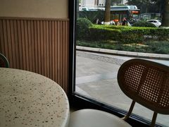 -必胜客(大坪英利店)