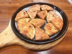 料理烤特色火烧-老东镇啤酒屋海鲜加工·蒸汽海鲜·海鲜烧烤(台东店)