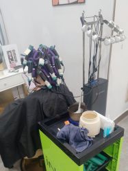 -艺格造型染发烫发