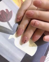 -十月·日式美甲美睫·纹眉