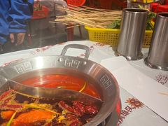 -大芊金重庆串串火锅(南京路店)