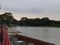 -新华书店(顺峰山公园店)