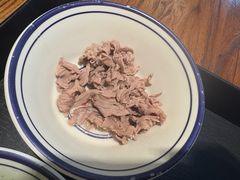 -云阿蛮云南生烫牛肉米线(奉贤路店)