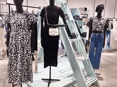 -URBAN REVIVO(富力海珠城店)
