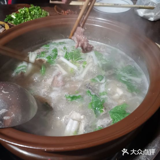 古食古香跷脚牛肉