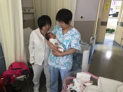 -阿福宝宝月嫂(东方医院店)