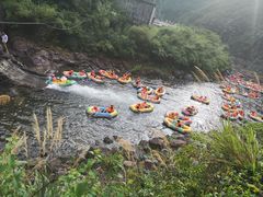 -安吉龙王山峡谷漂流