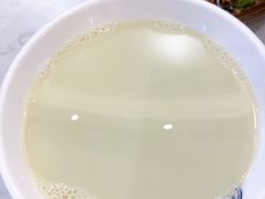 -李与白包子铺(桐梓林店)
