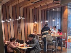 -汉堡王(上海缤谷一期店)