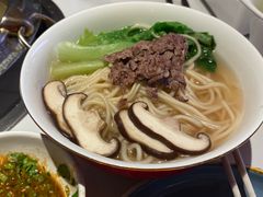 -左庭右院鲜牛肉火锅(环球港店)