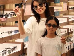 -LensCrafters亮视点(东方新天地店)