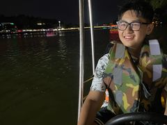 -星湖旅游景区七星岩