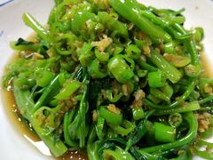 -洪霞餐馆