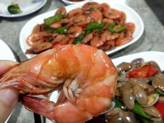 -四川小胡子海鲜(丁村万人海鲜广场店)