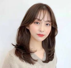 -虫二·专注健康烫染沙龙