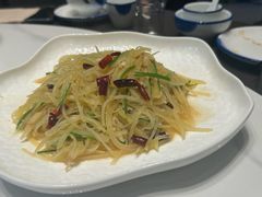 -梅飞酒家(名辉豪庭店)