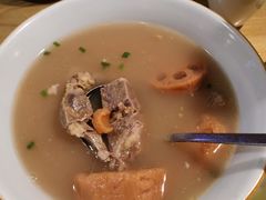 骨汤炖湖藕汤-湘阁里辣(南岭购物广场店)