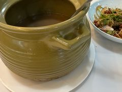 -明本湛江鸡•海鲜小厨(陈家祠店)