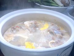 招牌筒骨砂锅-小骨煲金华砂锅(转塘金街美地店)