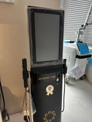 -佳颜轻医美·美学抗衰中心