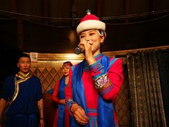 表演-九十九顶毡房(阜石路店)