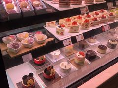 -巴黎贝甜(大宁国际商业广场店)