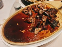 -八府香鸭·啫啫煲(华山路店)