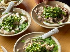 -大众跷脚牛肉馆·非遗传承单位(峨眉山店)