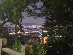 -灵岩山风景区