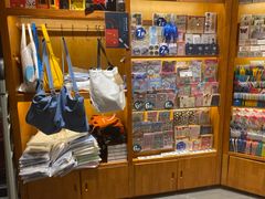 -西西弗书店&矢量咖啡(凯德晶萃广场店)