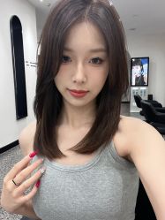 -SWANK SALON