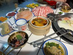 -贤合庄卤味火锅(济南泉城路店)