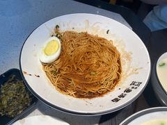 -阿达师傅鱼汤面