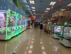 -莫莉幻想儿童乐园(三河燕郊永旺店)