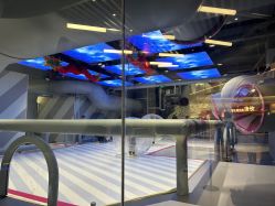 -marspace马斯派超级运动公园(正弘汇店)