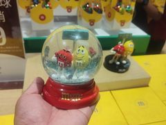 -m豆巧克力世界(上海世茂广场店)