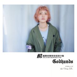-God Hands发型设计复古会所