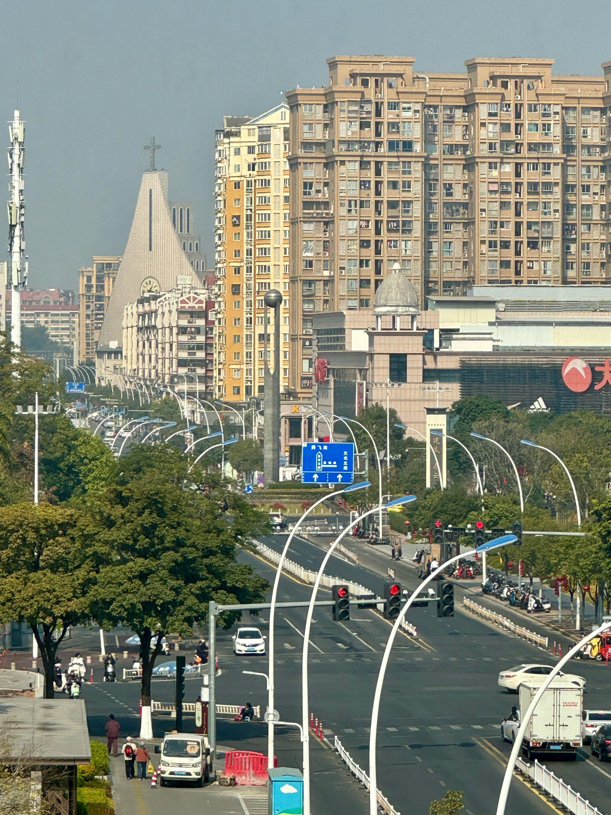 漳州新晋打卡地标!女排定风珠和教堂同款📷
