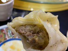 薄皮包子-乡村馕坑肉·烧烤·新疆菜·本地人更爱吃(阿勒泰首店)