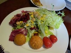 -海南清水湾莱佛士酒店