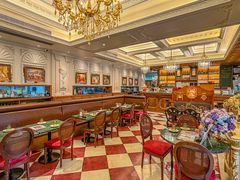 -秘密旅行Bonjour(黑金冠 江南西店)