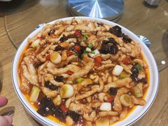 -龚兴城鱼羊吉·家传湖北菜(苗栗路总店)