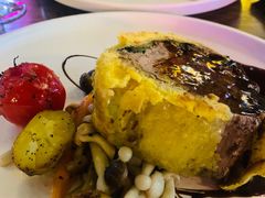 -Famous肥猫墨西哥音乐餐吧(五棵松华熙LIVE店)