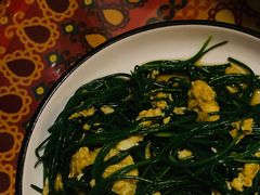 沙葱炒蛋-一个勺子新疆锡伯主题私房菜(红墙巷49号院店)