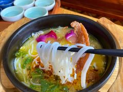 -桥香园过桥米线(国贸店)