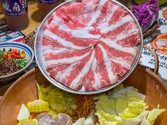 -洱火云南酸菜牛肉火锅(石景山当代商城店)