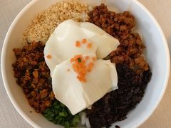 得胜桥豆花米线-云腾食府·云南菜