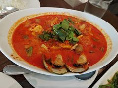 -Chom Cafe and Restaurant